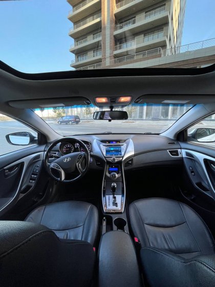 Hyundai Elantra 2013