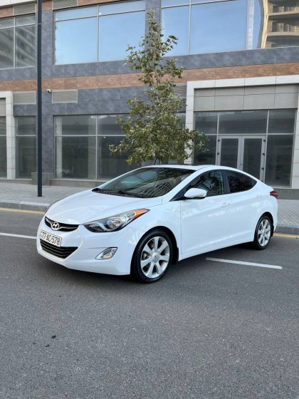 Hyundai Elantra 2013